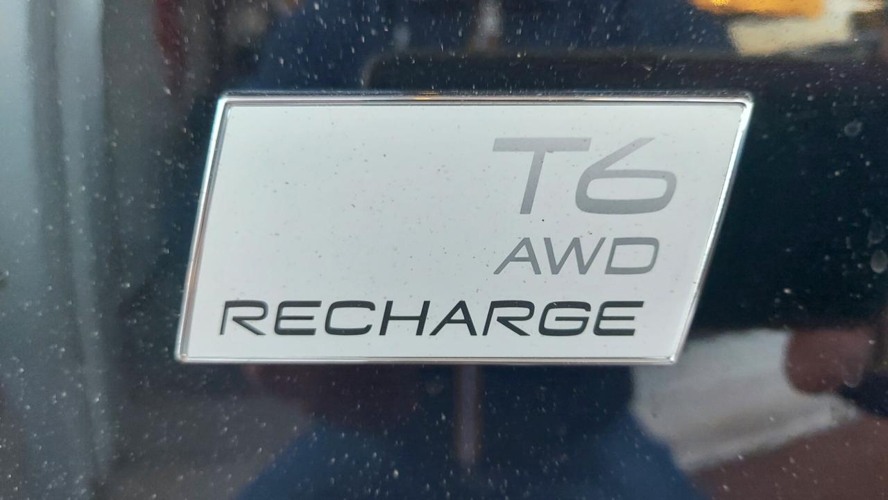 Volvo XC 60 XC60 T6 Recharge Plug-in Hybrid AWD automatico Ultimate Dark