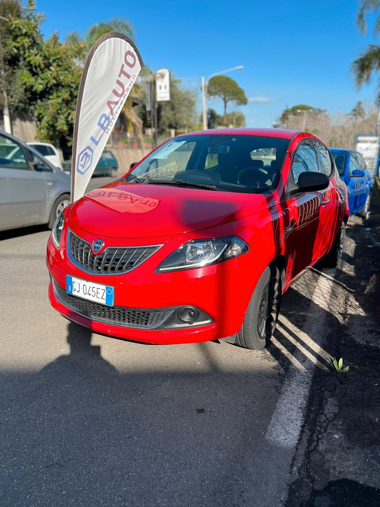 Lancia Ypsilon 1.0 FireFly 5 porte S&S Hybrid Ecochic A. Ferretti