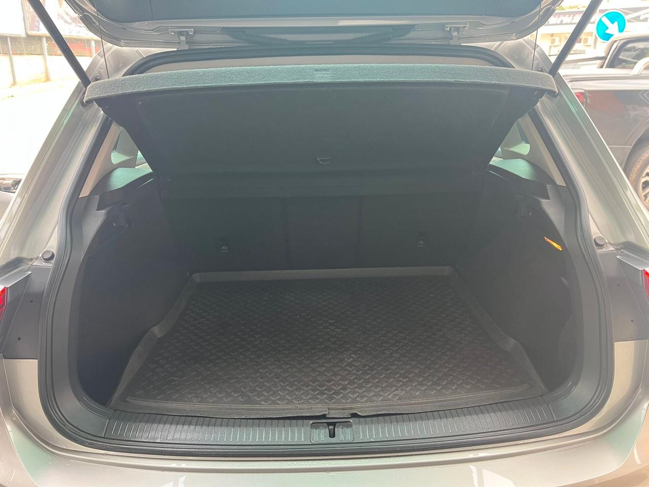 Volkswagen Tiguan 1.6 TDI SCR Sport BlueMotion Technology