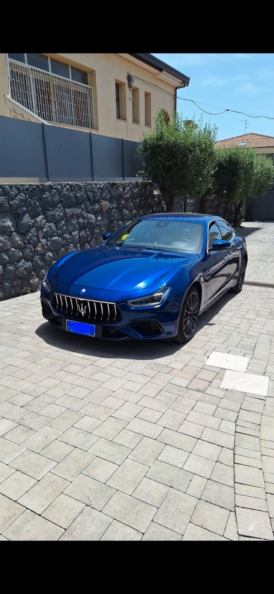 Maserati Ghibli V6 Diesel Gransport