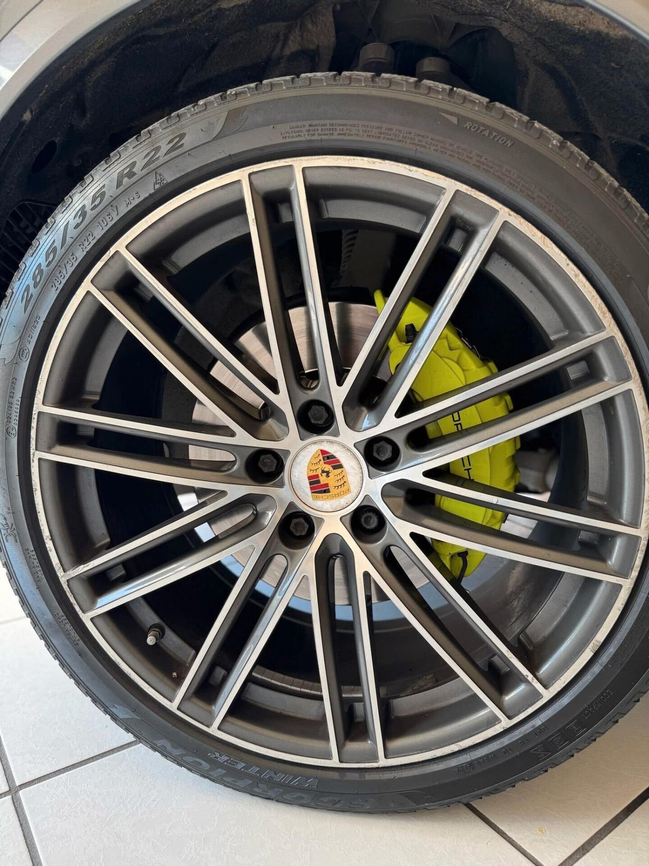 Porsche Cayenne Coupé 3.0 V6 E-Hybrid