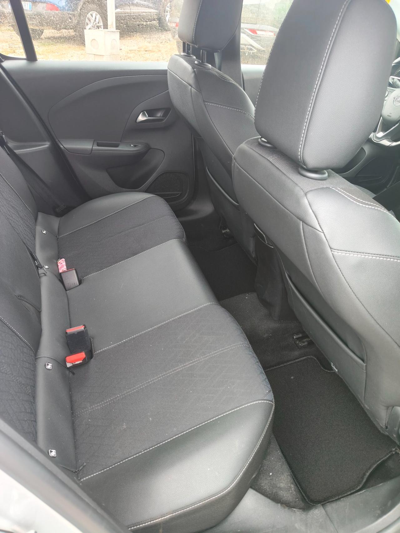 Opel Corsa 1.2 Blitz Edition