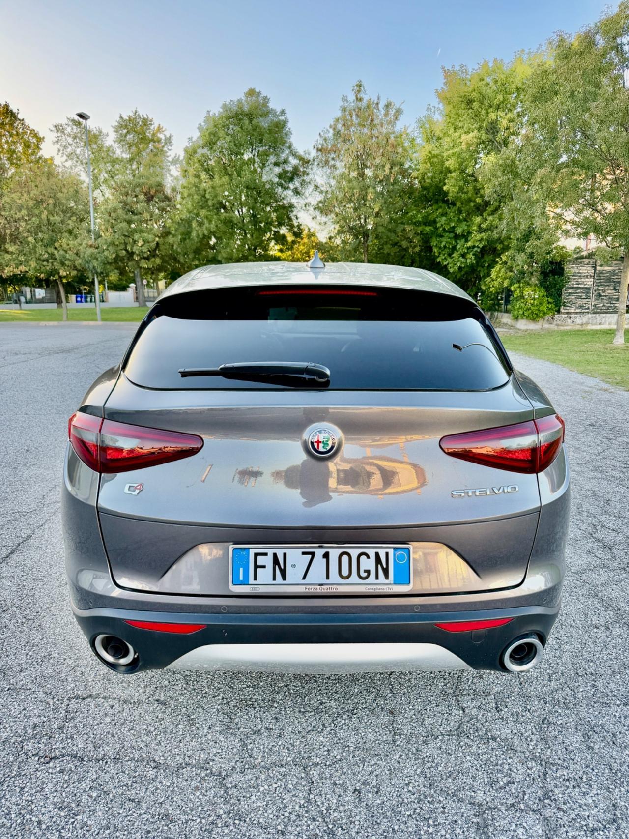 Alfa Romeo Stelvio 2.2 Turbodiesel 210 CV AT8 Q4 Business