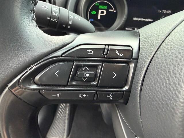 Toyota Yaris Cross 1.5 Hybrid 5p. E-CVT AWD-i Loun