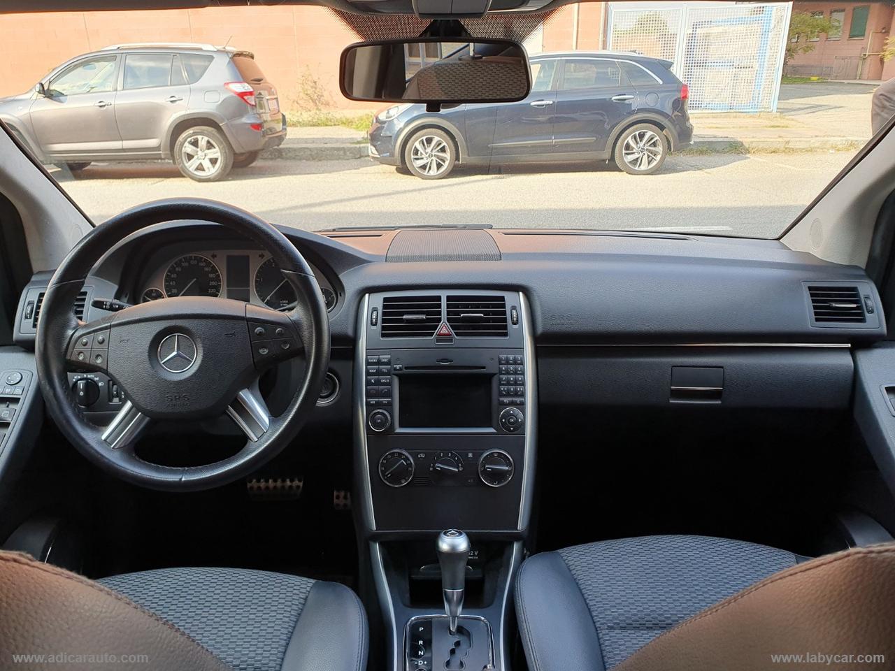 MERCEDES-BENZ B 200 CDI 140 CV automatic EURO5