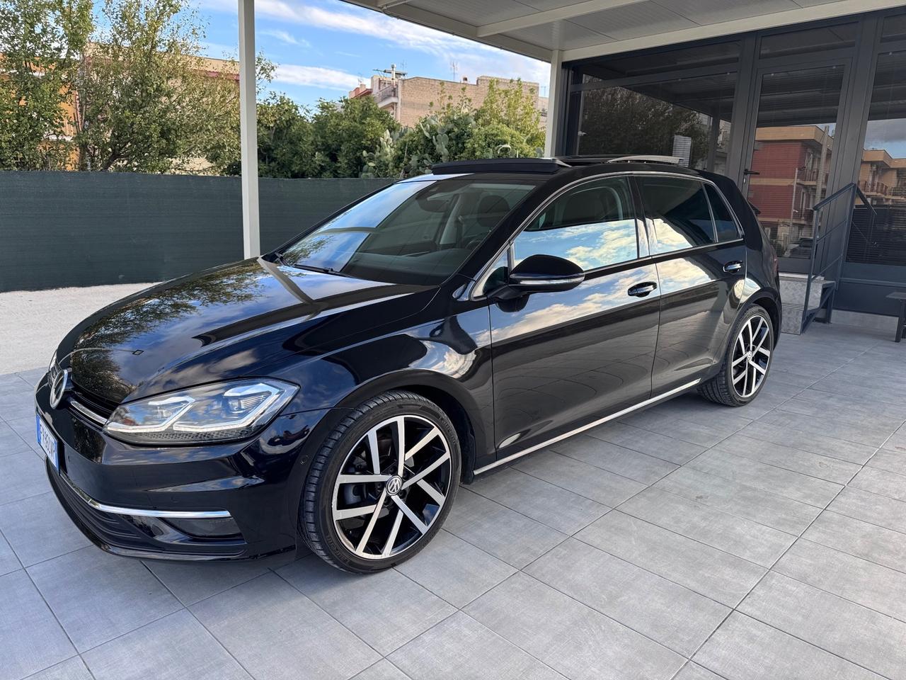 Volkswagen Golf 2.0 TDI 5p. Executive BlueMotion Technology