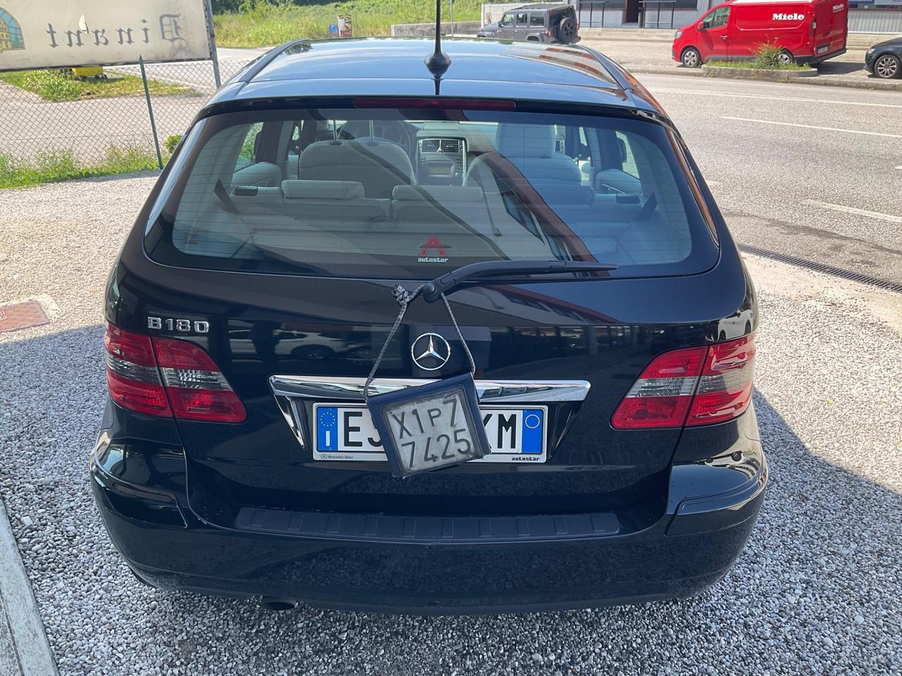 Mercedes-benz B 180 BlueEFFICIENCY Executive