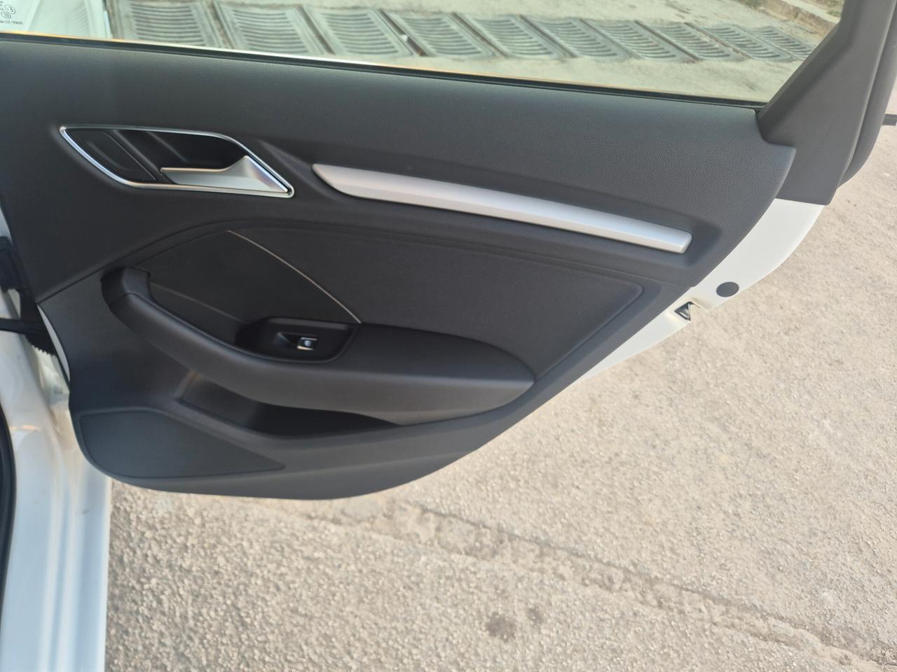 AUDI A3 ANNO 2018 FARI LED SOLI KM 90000 CERTIFICATI