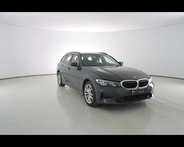 BMW 318 d 48V Touring Business Advantage