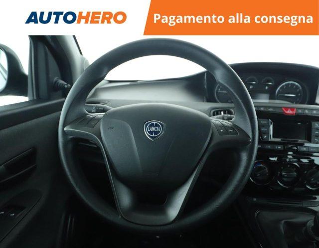 LANCIA Ypsilon 1.0 FireFly 5 porte S&S Hybrid Ecochic Silver