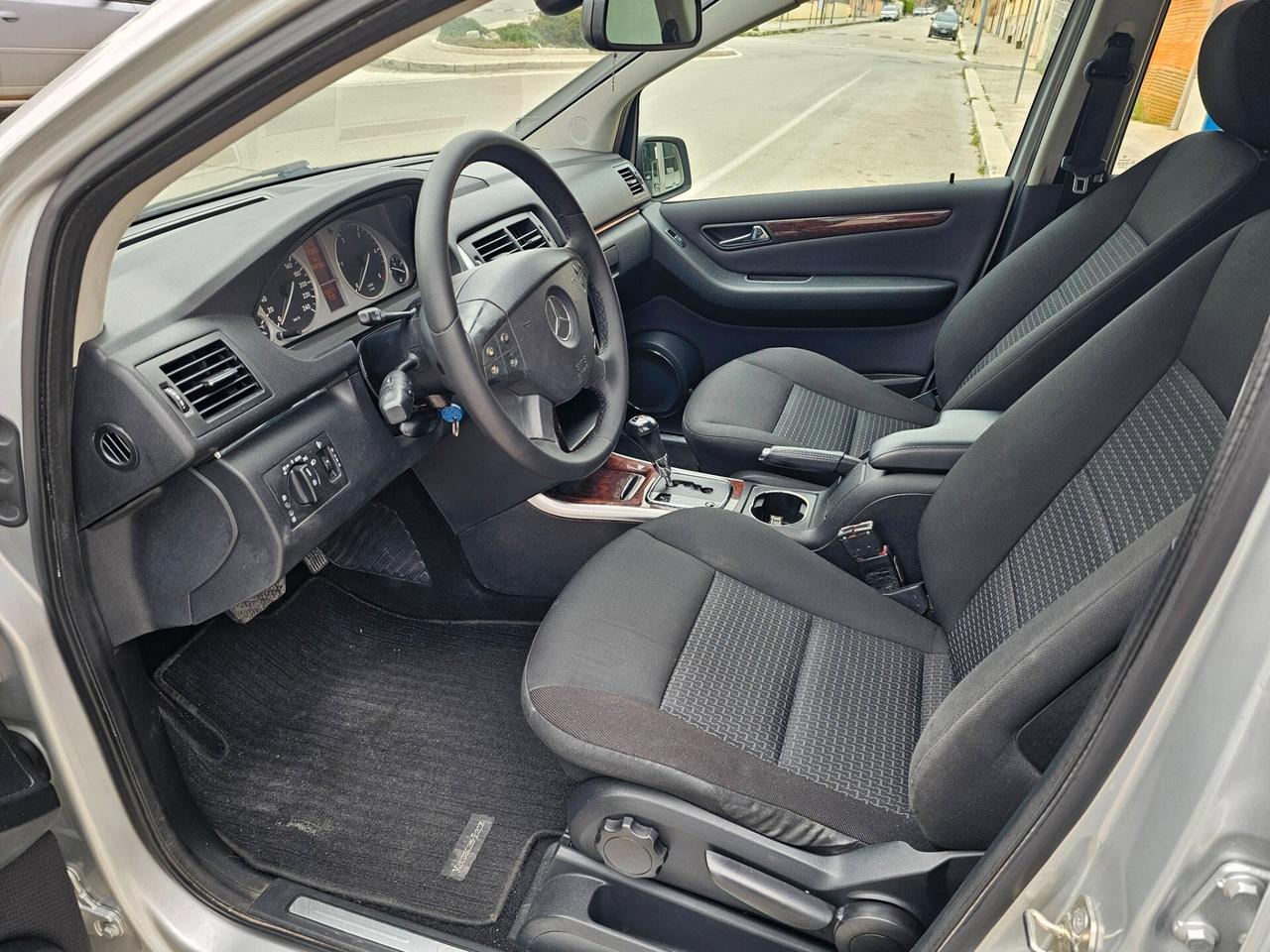 MERCEDES B180 CDI 109CV CHROME AUTOMATIK