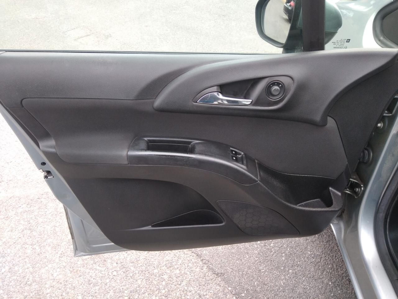 Opel Meriva 1.4 100CV Cosmo x neopatentati