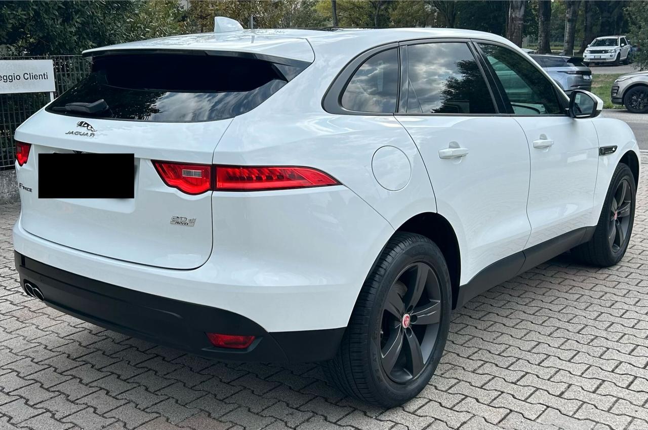 Jaguar F-Pace 2.0 D 180 CV AWD aut. Prestige