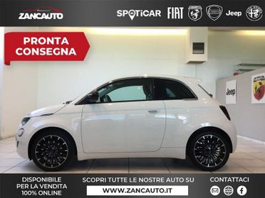 FIAT 500 Hybrid Hybrid Icon MY26 PACK STYLE