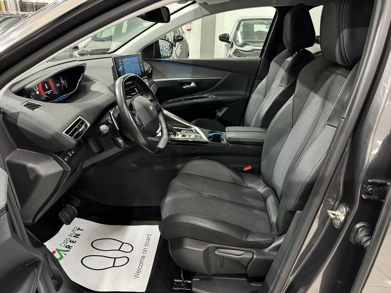 3008 BlueHDi 130cv EAT8 Allure Pack PERFETTA