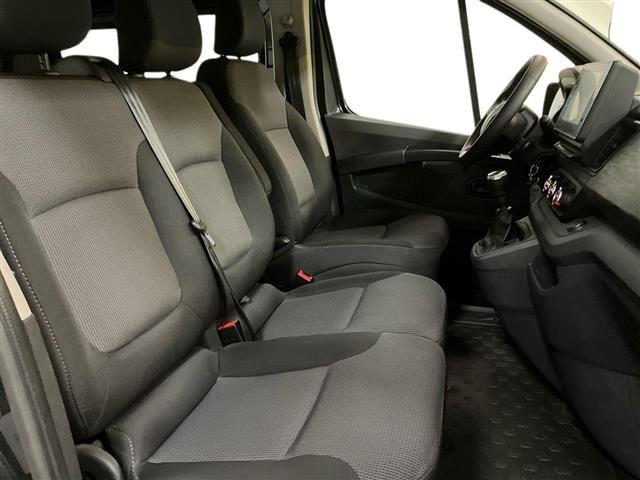 RENAULT Trafic passenger 2.0 Blue dci 110cv L2H1 Zen