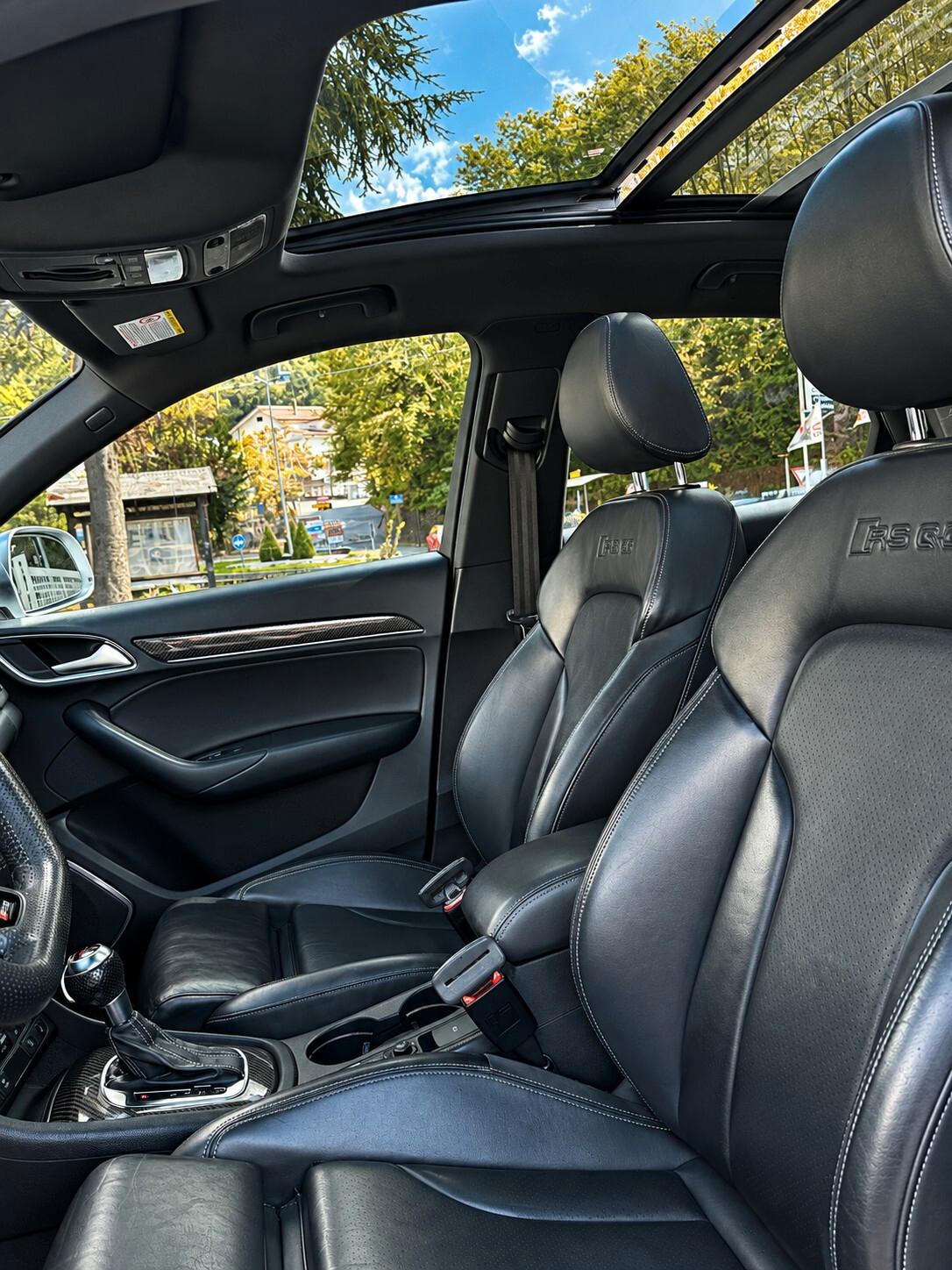 Audi Q3 RS 2.5 TFSI quattro S tronic Tetto