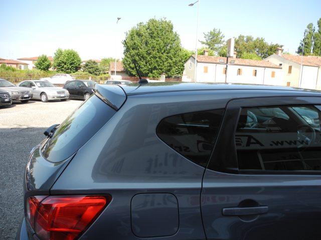 NISSAN Qashqai 2.0 16v 4WD autom. -OK NEOPATENTATI- LEGGERE NOTE
