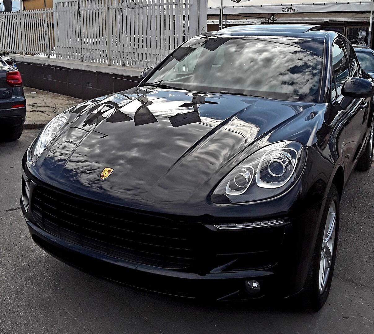 PORSCHE MACAN S BLACK EDITION