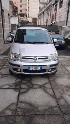 Panda incluso passaggio