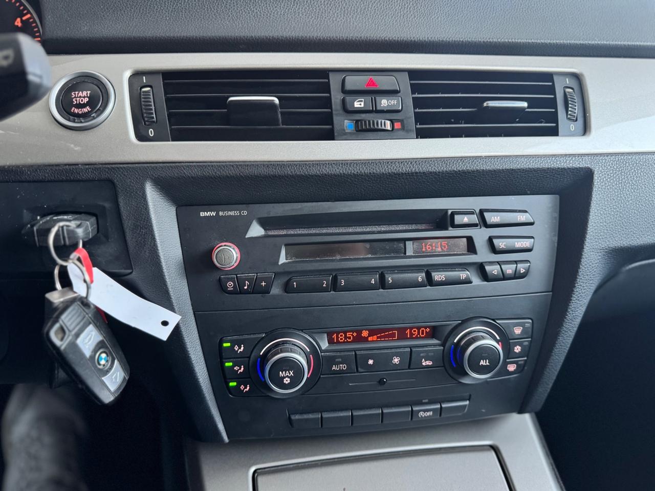 Bmw 318d 143CV cat Touring Attiva