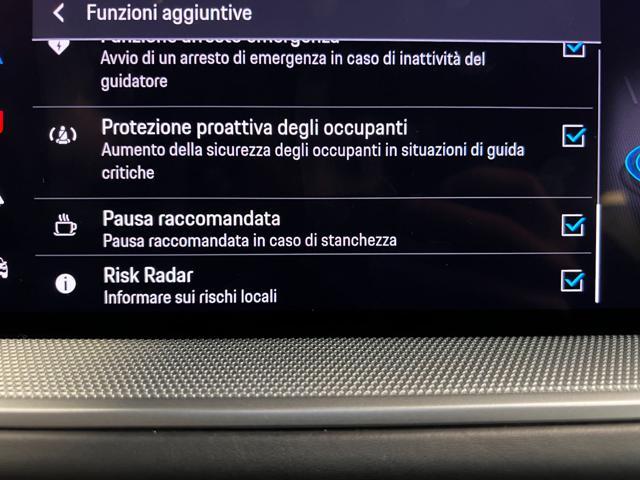 PORSCHE Cayenne 3.0 V6 E-Hybrid / TETTO PANORAMICO / GANCIO / 360°