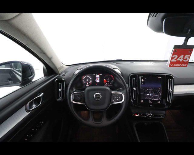 VOLVO XC40 T4 Recharge Plug-in Hybrid Inscription N1