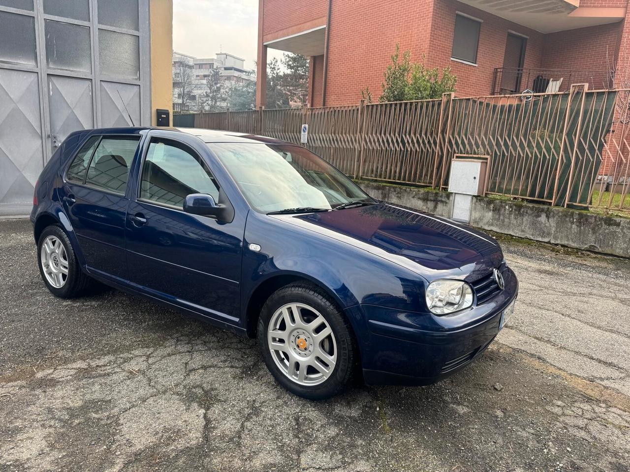 Volkswagen Golf 1.4 16V cat 5 porte