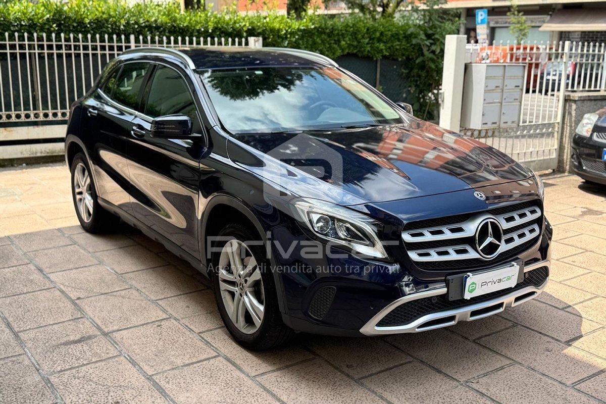 MERCEDES GLA 180 d Automatic Sport