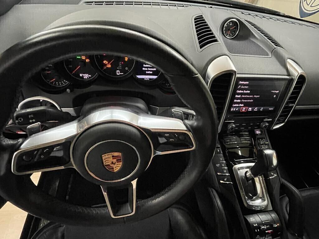 PORSCHE CAYENNE PLATINUM diesel 11/2018 km 90000