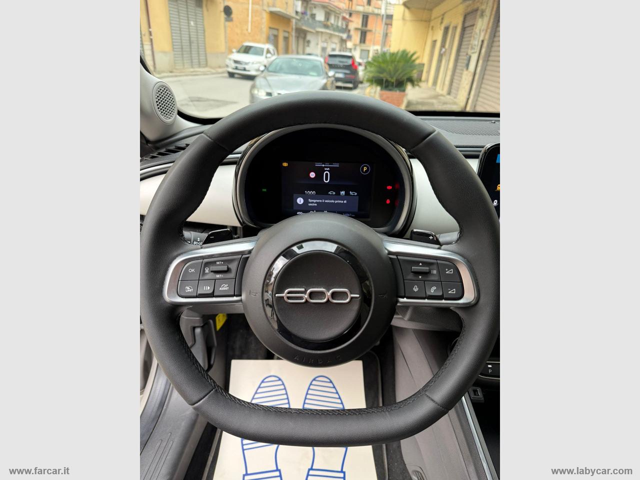 FIAT 600 Hybrid 110 CV DCT MHEV La Prima II