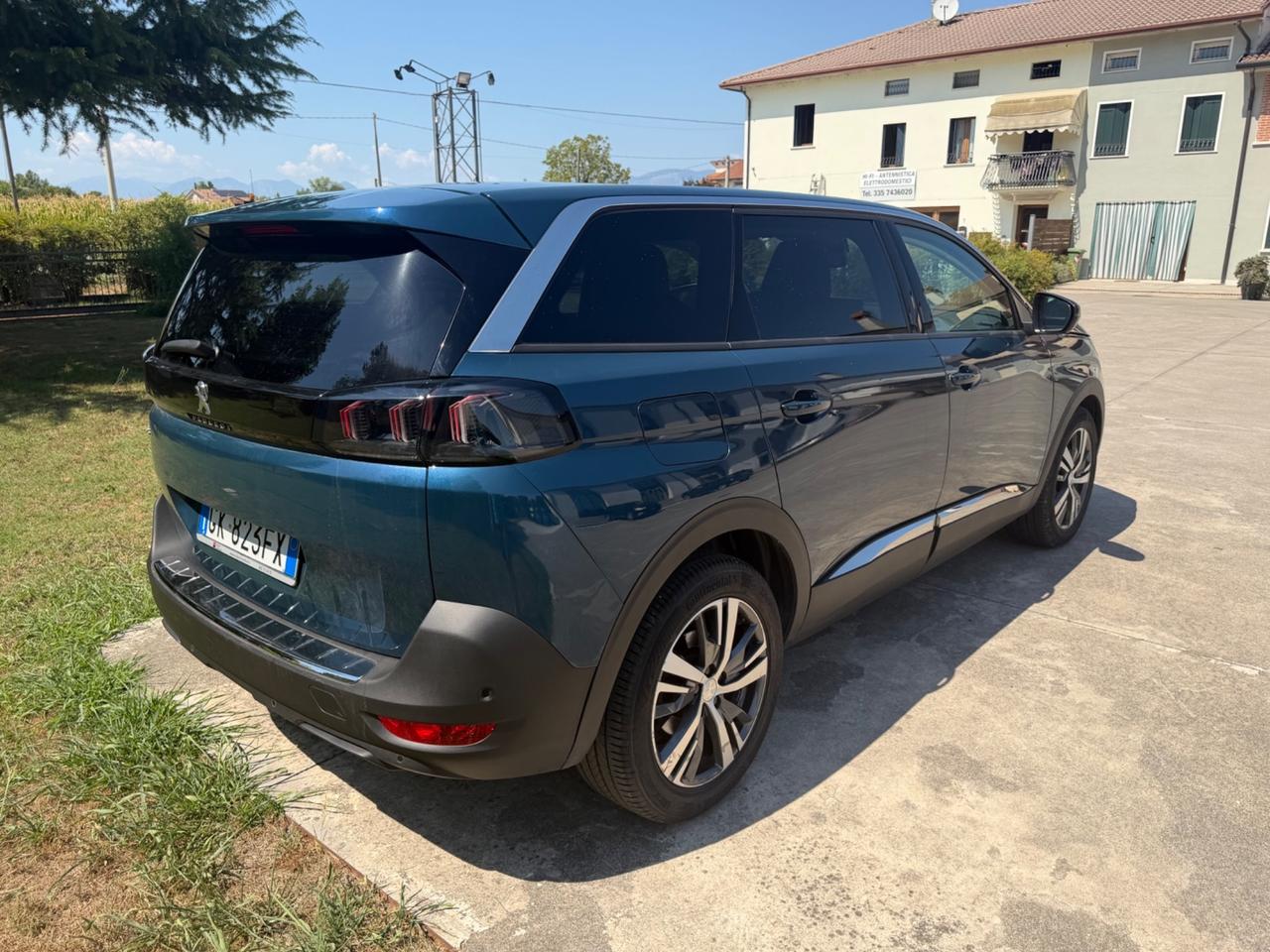 Peugeot 5008 BlueHDi 130 S&S EAT8 Allure Pack