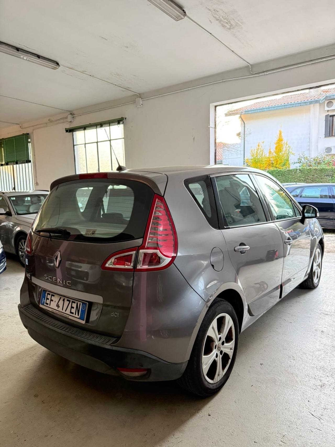 Renault Scenic Scénic X-Mod 1.9 dCi 130CV Luxe