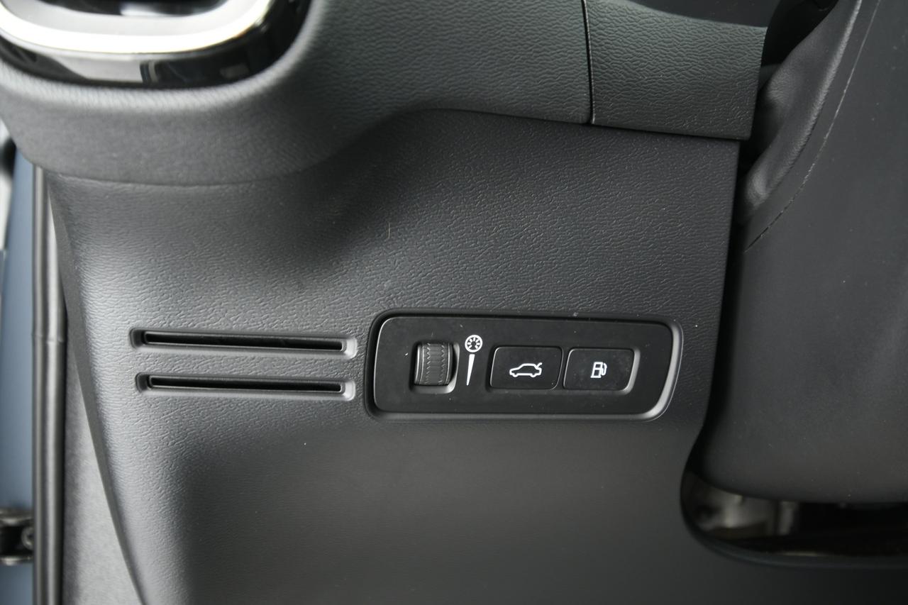 VOLVO XC40 1.5 t4 recharge phev Core auto NEOPATENTATI+CAMERA+APP CONNECT