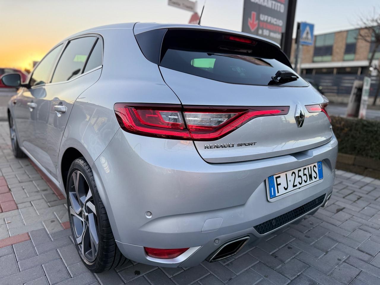 Renault Mégane TCe 205 CV EDC GT 4Control