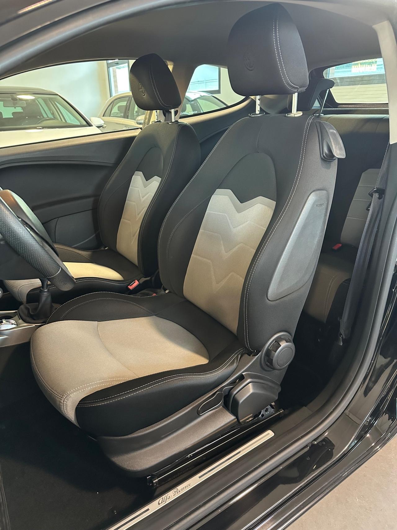 Alfa Romeo MiTo 1.3 JTDm 85 CV S&S Impression