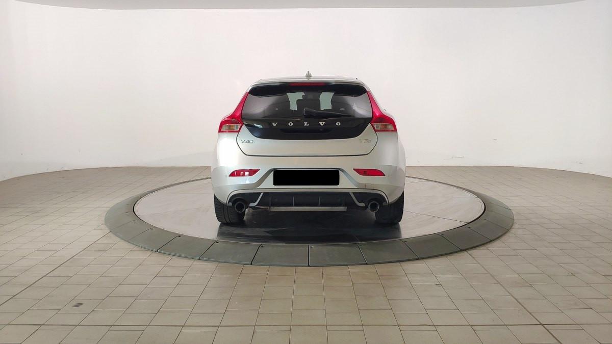 VOLVO V40 T3 Geartronic R-Design