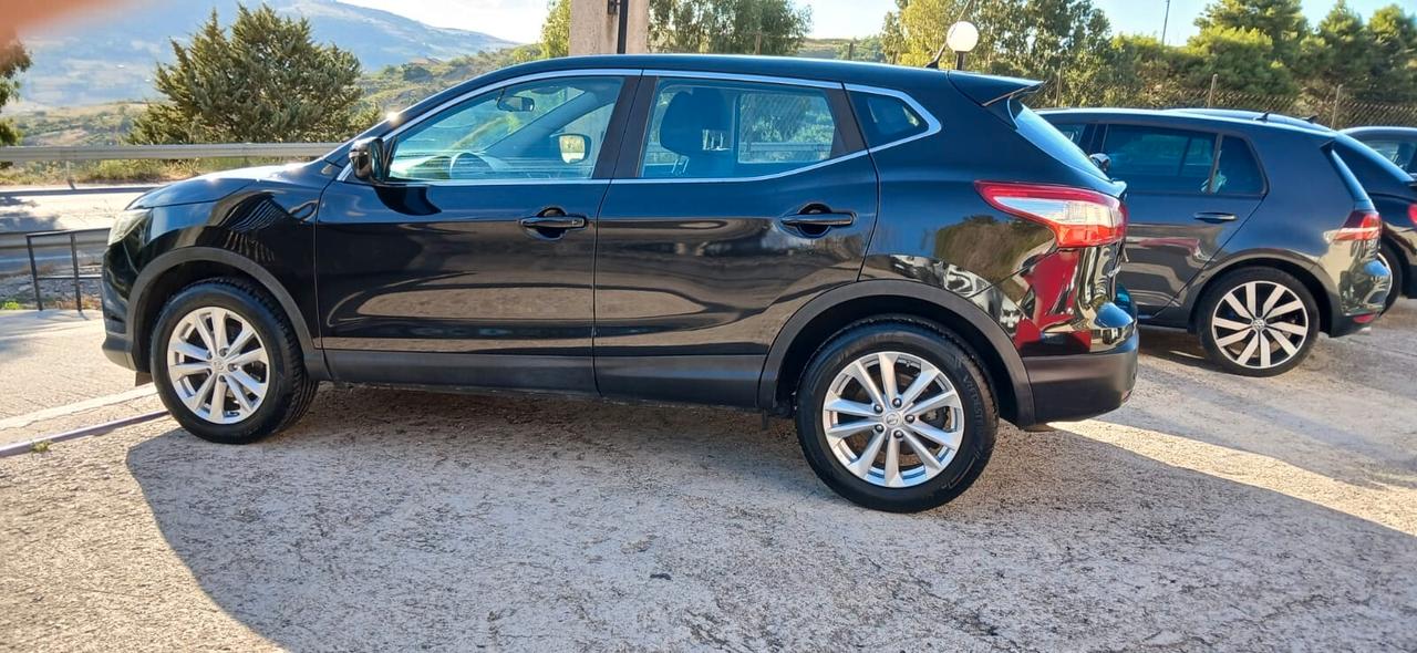Nissan Qashqai 1.5 dCi Tekna - 2015