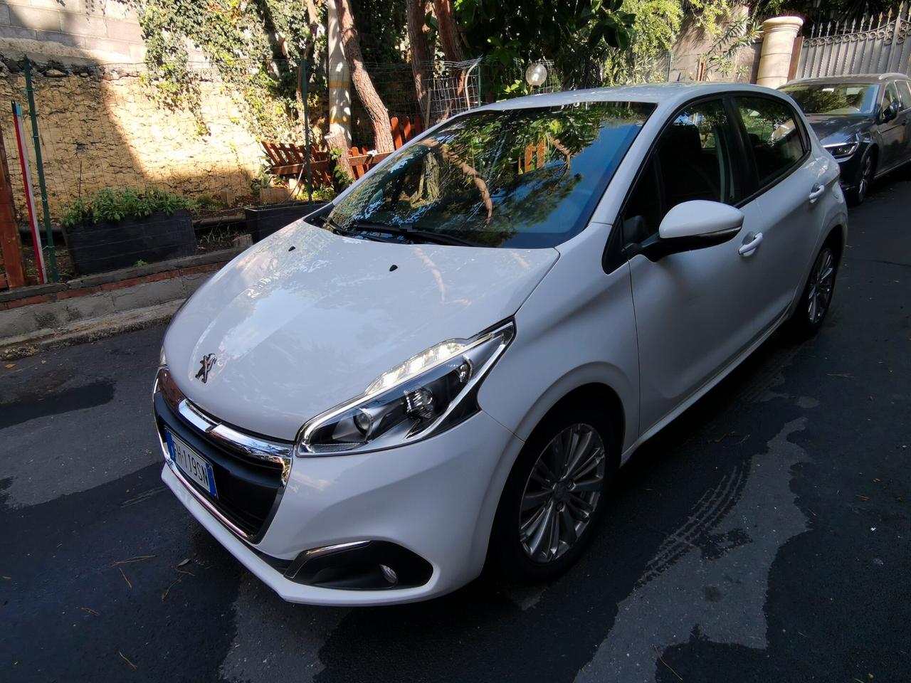 Peugeot 208 BlueHDi 75 cv 2017