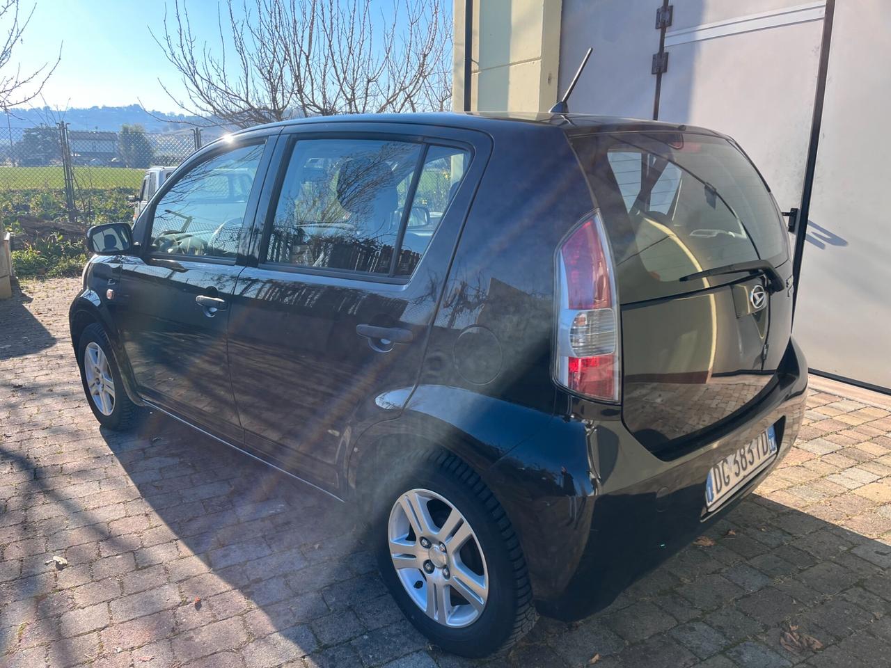 Daihatsu Sirion 1.0 12V Mio