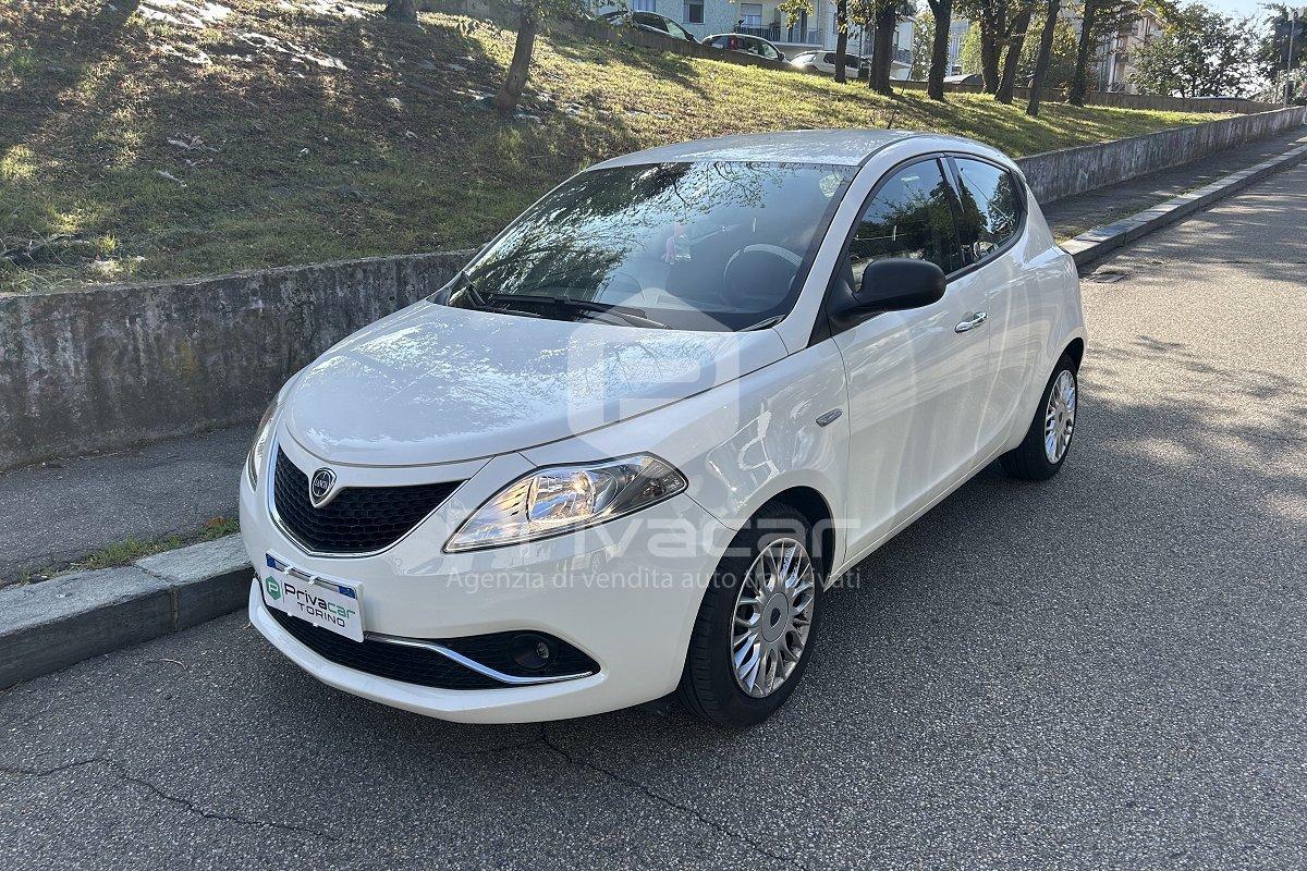 LANCIA Ypsilon 1.2 69 CV 5 porte GPL Ecochic Silver