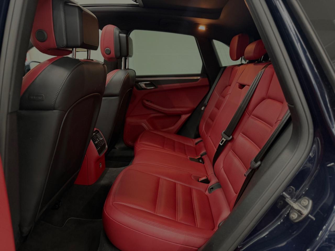 Porsche Macan 2.0 245CV