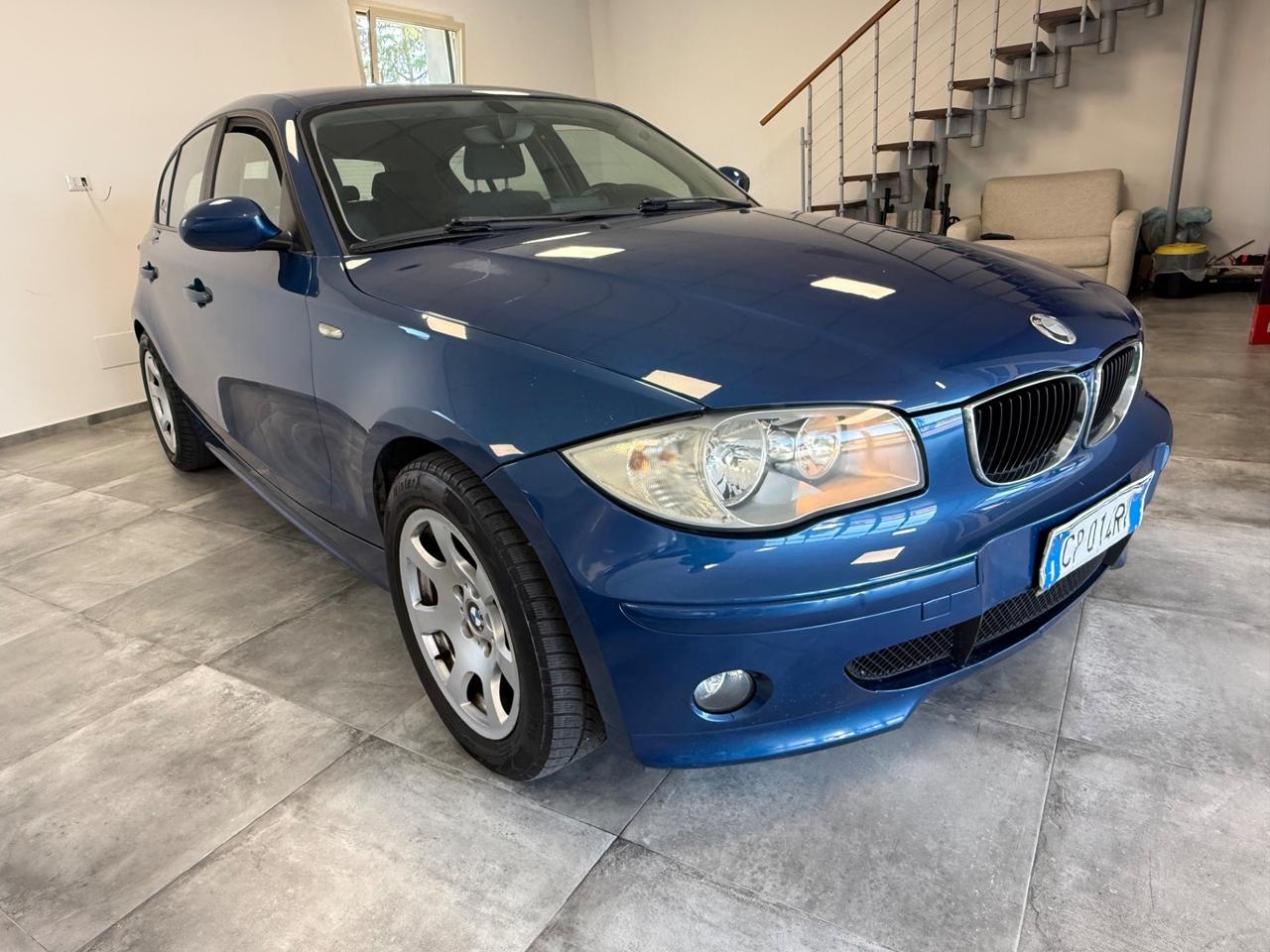 Bmw 118 118d cat 5 porte Attiva