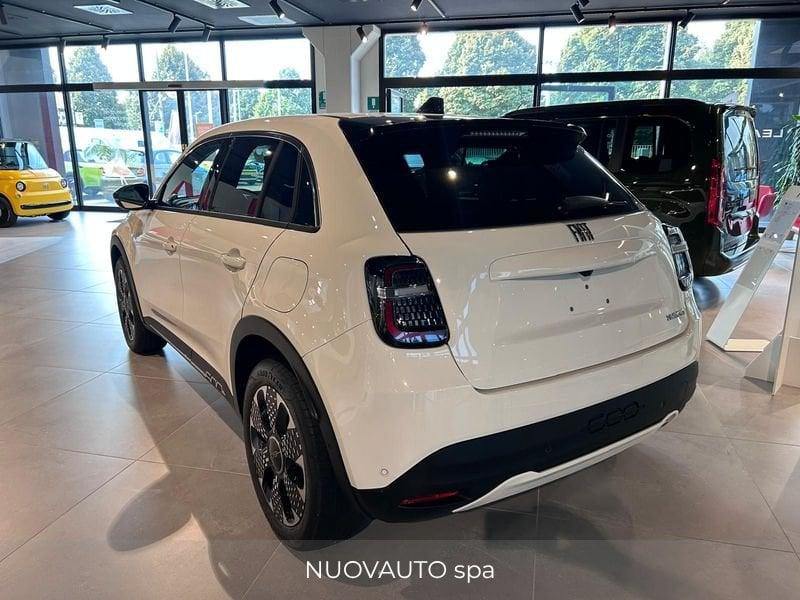 FIAT 600 1.2 Hybrid 100cv La Prima