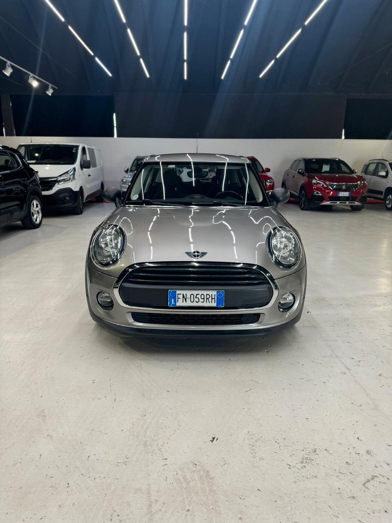 MINI COOPER NEOPATENTATI