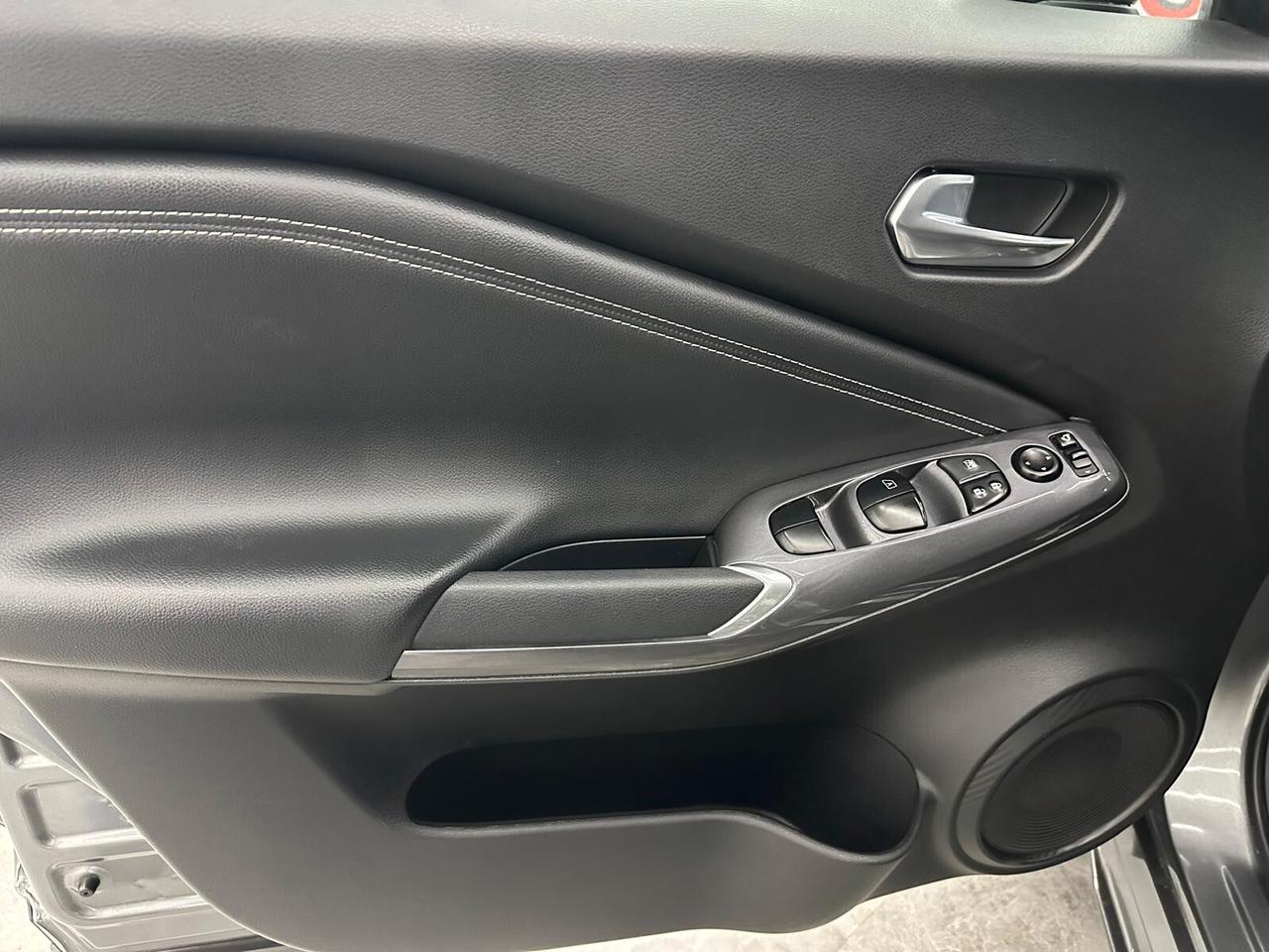 Nissan Juke 1.0 DIG-T 114 CV N-Connecta