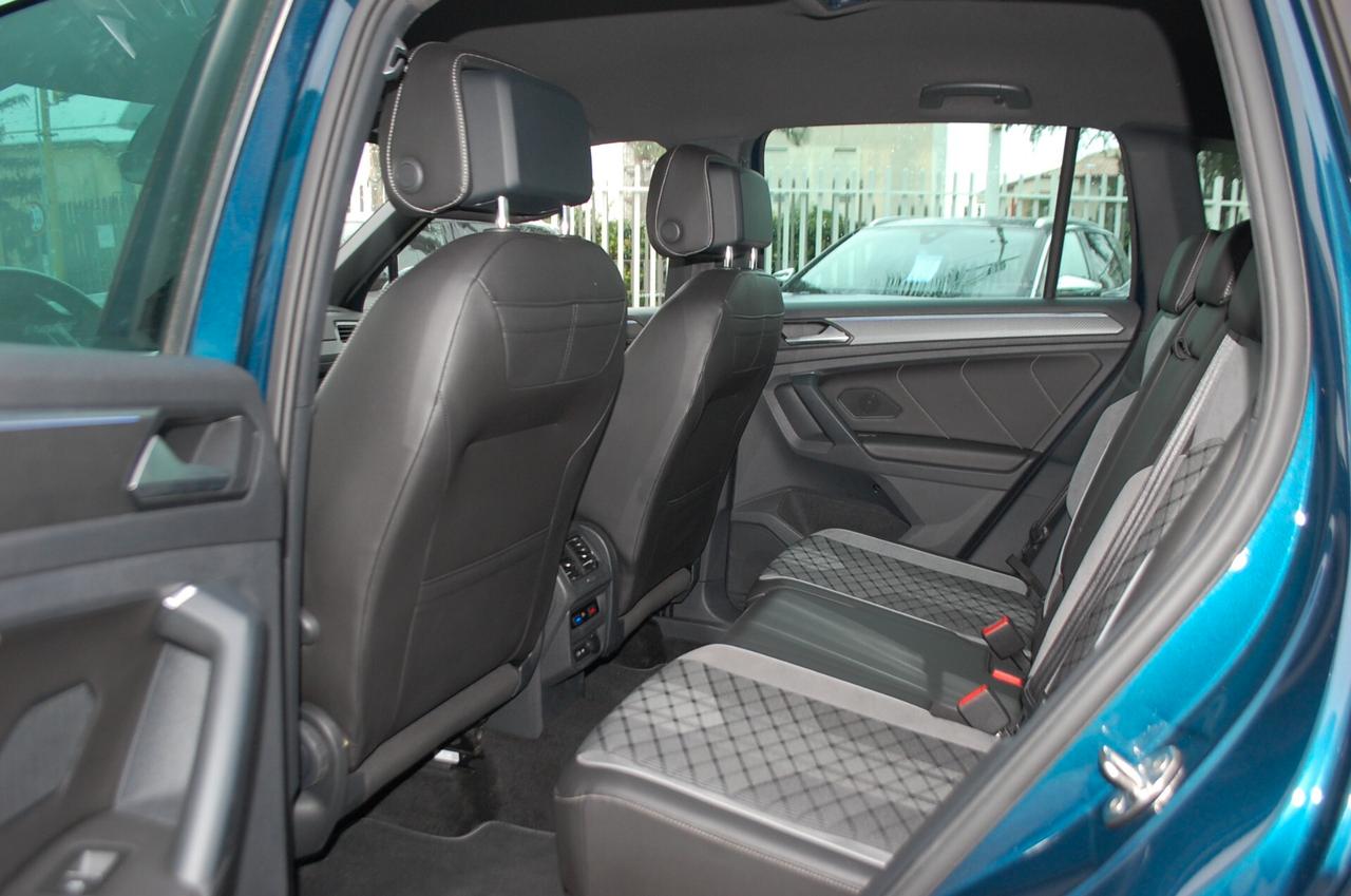Volkswagen Tiguan 2.0 tdi R-Line 150CV dsg Uff Italy Navi Virtual