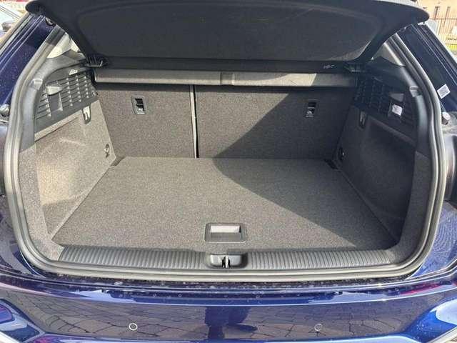 Audi Q2 30 TDI S tronic Business Advanced MATRIX-CAM