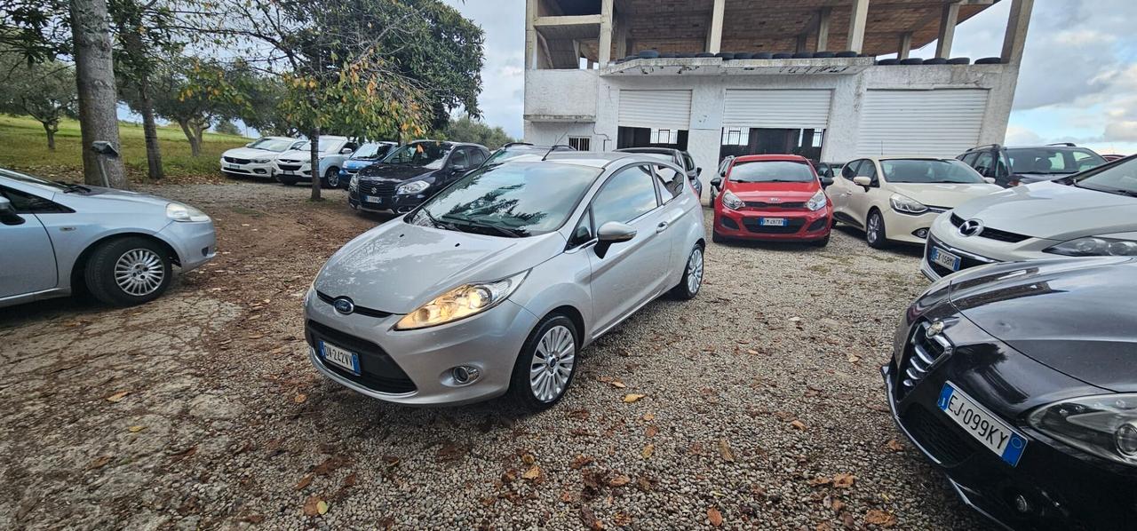 Ford Fiesta 1.2 82CV 3 porte Titanium