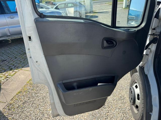 IVECO Daily 35C12 2.3 Hpi TDI PM-TA Furg.